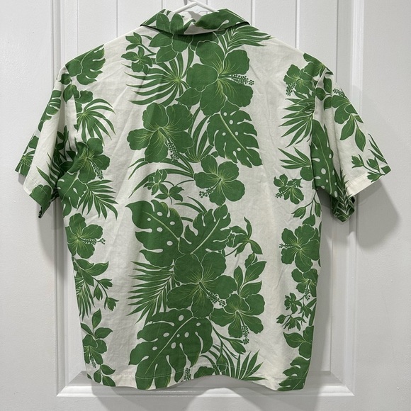 Royal Hawaiian Creations Boy’s Tropical Prints Short-Sleeve Shirt in Green - Picture 3 of 5